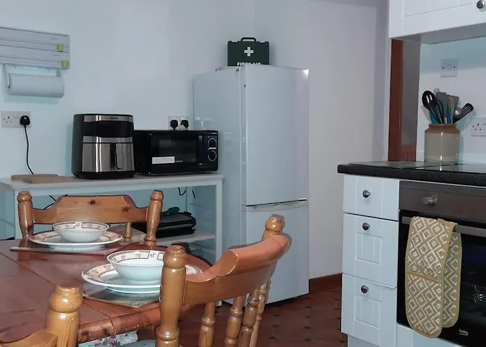 Sunnyside Cottage 2 Bedrooms 1 Bathroom 1 Wc 2 Pets Welcome