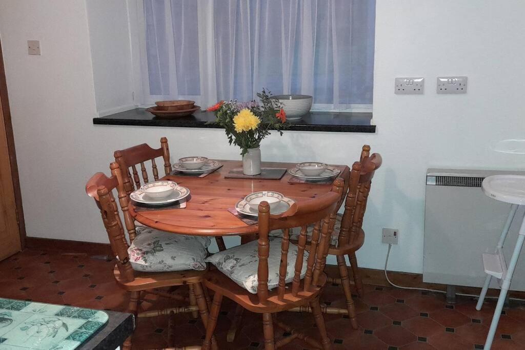 Sunnyside 2 Bedrooms 1 Bathroom 1 Wc 2 Pets Welcome