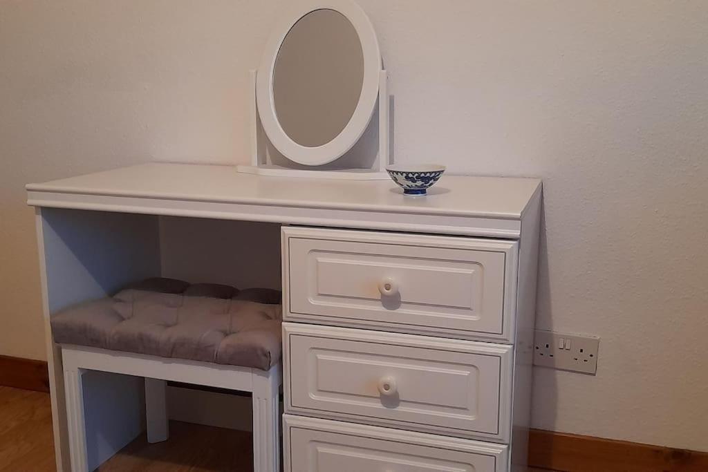 Sunnyside 2 Bedrooms 1 Bathroom 1 Wc 2 Pets Welcome *